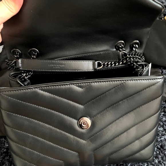 Saint Laurent Monogram Loulou small shoulder crossbody bag - Picture 8 of 10